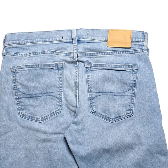 Hollister California Slim Straight Epic Flex Jeans - Picture 4 of 9